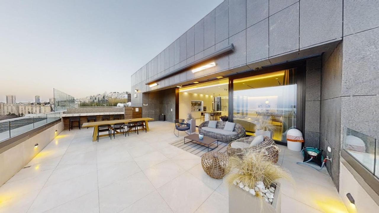 Serene - Infinity Cview Pool - 4 Bedrooms Luxury Penthouse Haifa Bagian luar foto