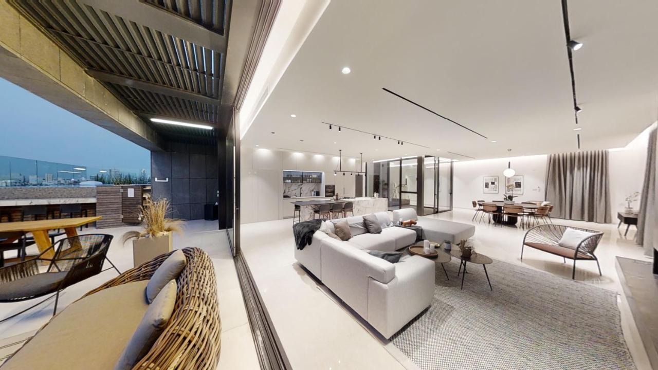 Serene - Infinity Cview Pool - 4 Bedrooms Luxury Penthouse Haifa Bagian luar foto